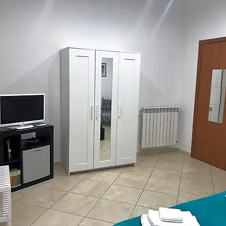 לינה וארוחת בוקר Benvenuti Al Sud 4*
